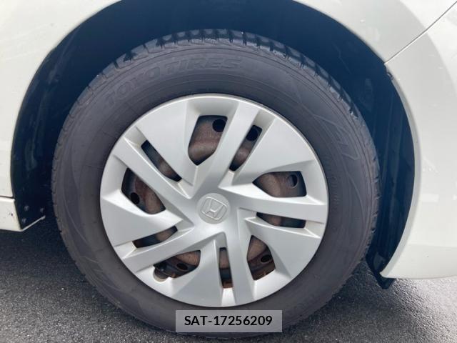 Honda e 2016-03 8368975-3