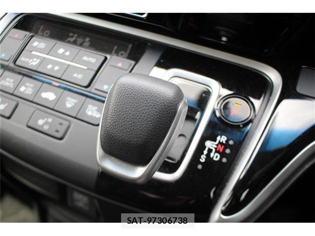 Honda e 2021-09 8372228-23