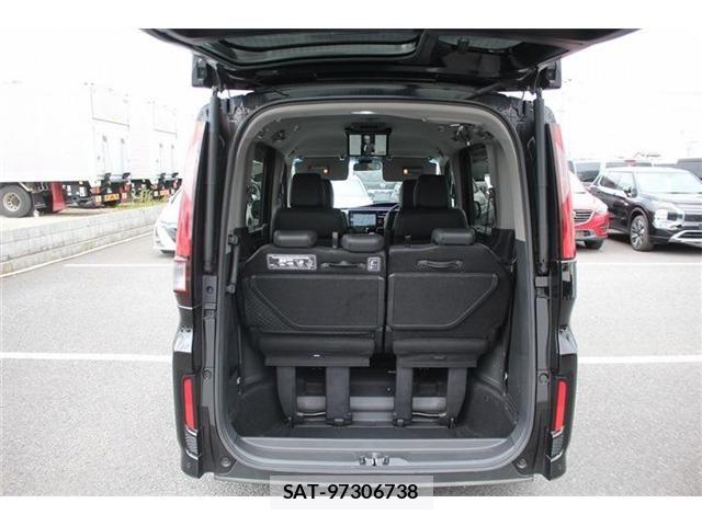 Honda e 2021-09 8372228-28