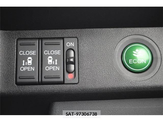 Honda e 2021-09 8372228-4