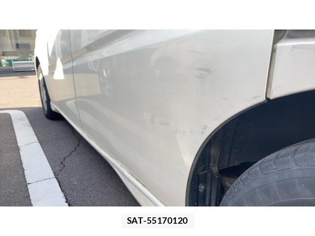 Honda e 2008-03 8372229-13