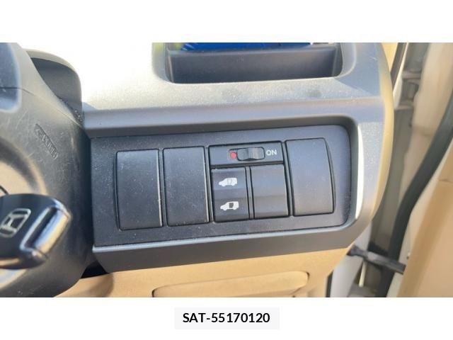 Honda e 2008-03 8372229-5