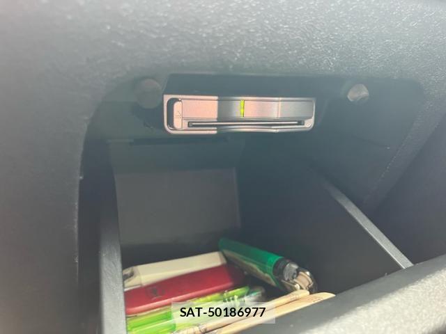 Honda e 2009-09 8415110-18