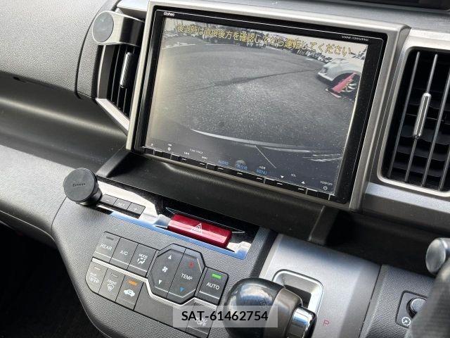 Honda e 2013-10 8415099-17