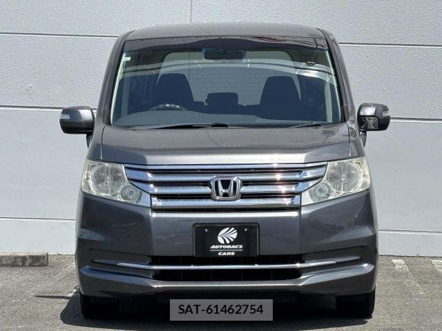 Honda e 2013-10 8415099-21