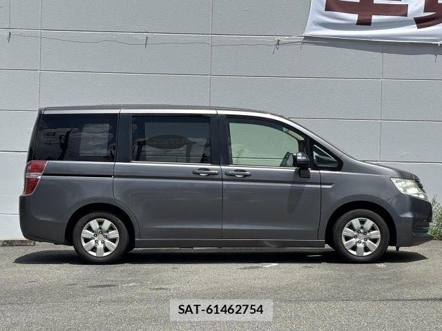 Honda e 2013-10 8415099-23