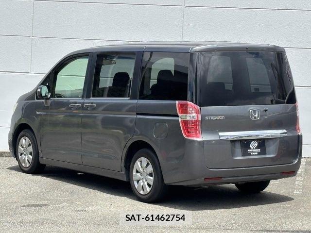 Honda e 2013-10 8415099-25