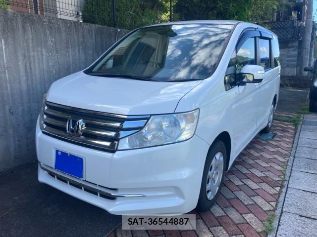 Honda e 2013-09 8415107-0
