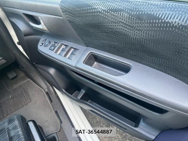 Honda e 2013-09 8415107-6