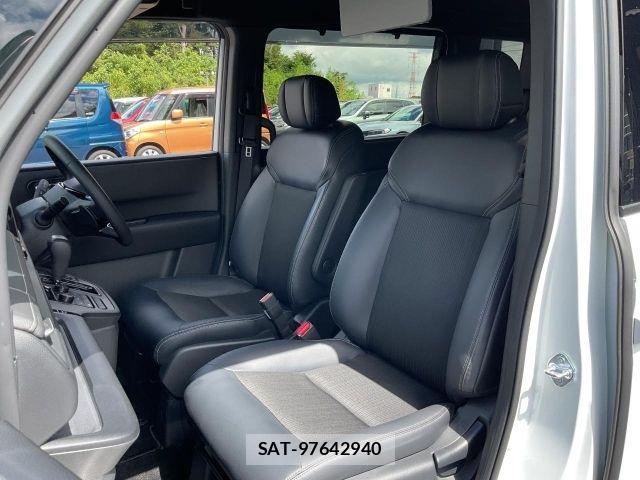Honda e 2024-09 8415094-10