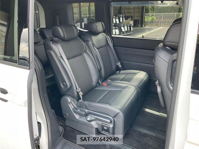 Honda e 2024-09 8415094-11