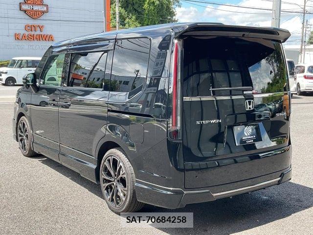 Honda e 2024-02 8415096-17