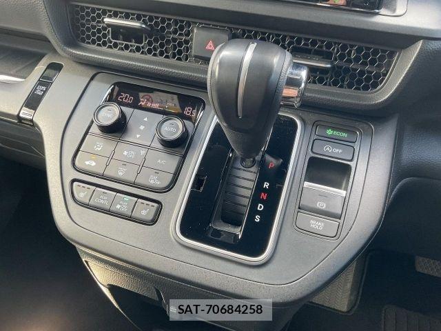 Honda e 2024-02 8415096-21