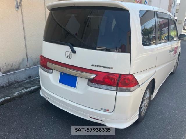 Honda e 2006-10 8438923-2