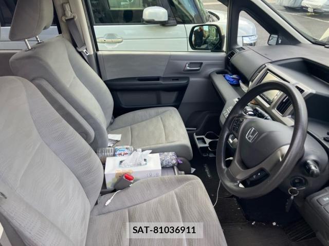 Honda e 2012-12 8458506-9