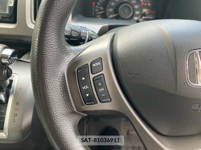 Honda e 2012-12 8458506-15