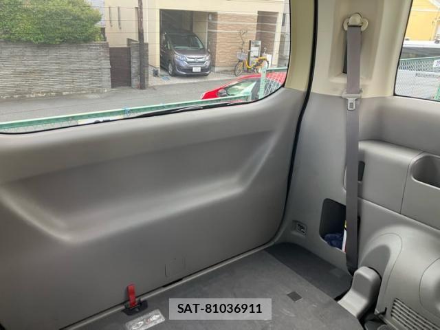 Honda e 2012-12 8458506-7