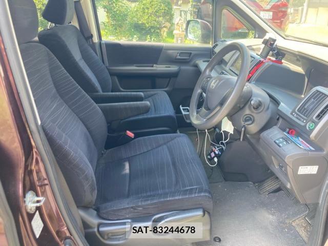Honda e 2009-10 8486111-13