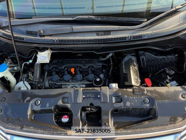 Honda e 2014-02 8527499-17