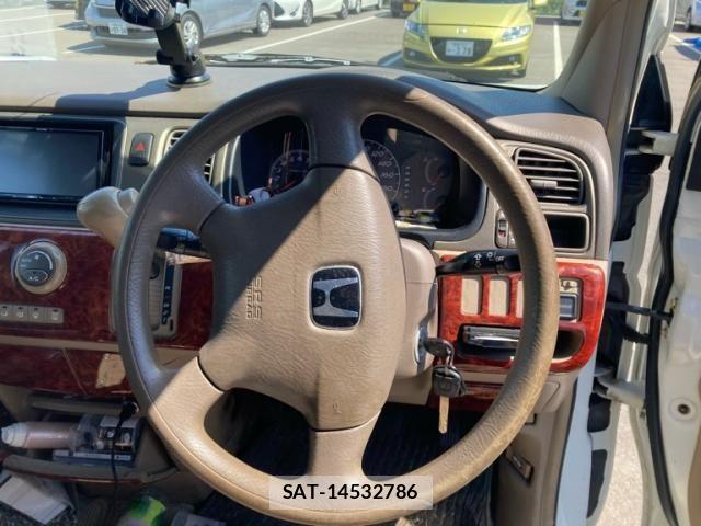 Honda e 2002-04 8527498-17