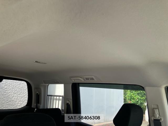 Honda e 2012-01 8563641-12