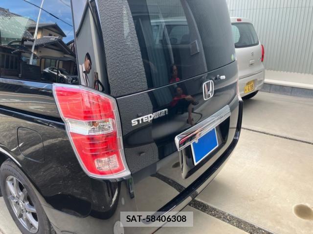 Honda e 2012-01 8563641-1