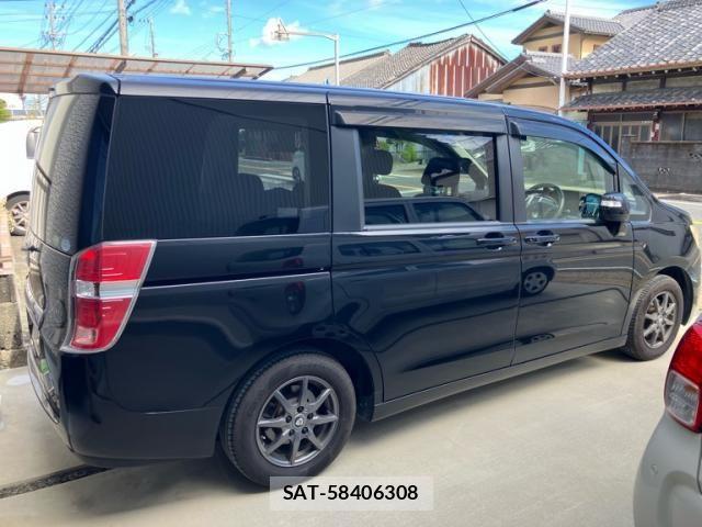 Honda e 2012-01 8563641-5