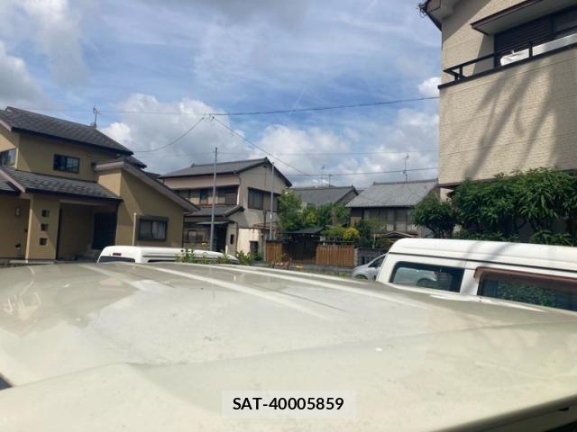 Honda e 2010-06 8563639-8