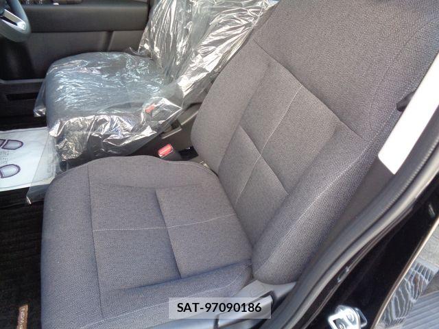 Honda e 2022-07 8563635-29
