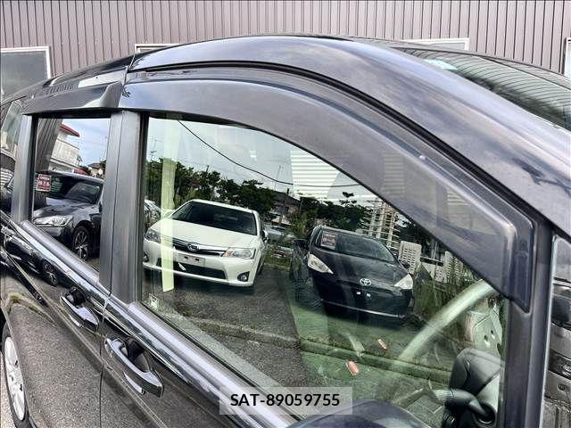Honda e 2013-11 8563638-9