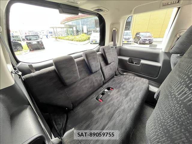 Honda e 2013-11 8563638-13