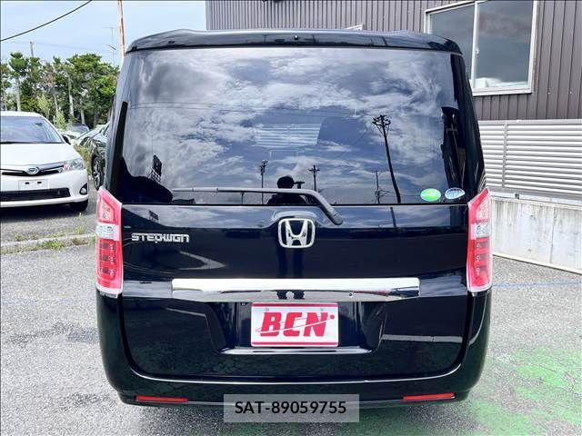 Honda e 2013-11 8563638-3