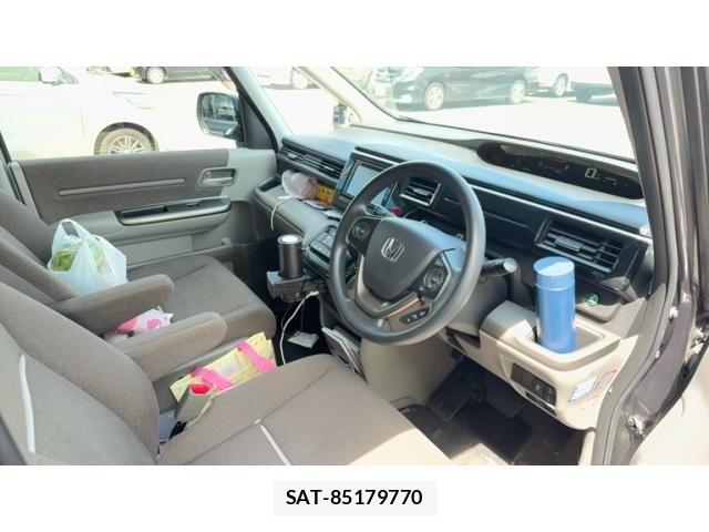 Honda e 2016-07 8563636-9