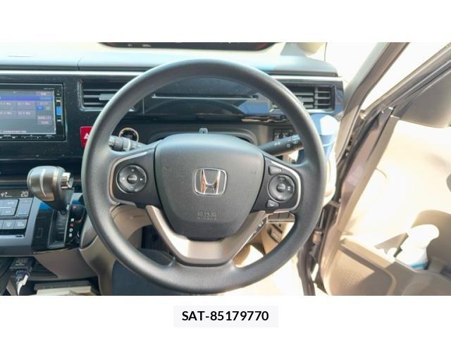 Honda e 2016-07 8563636-10