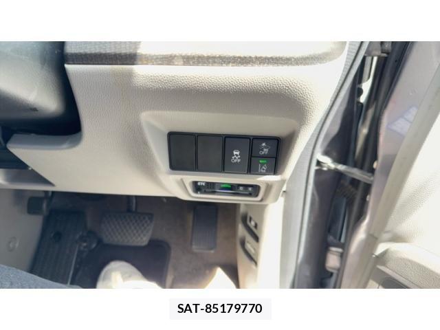 Honda e 2016-07 8563636-13