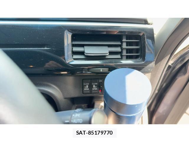 Honda e 2016-07 8563636-14