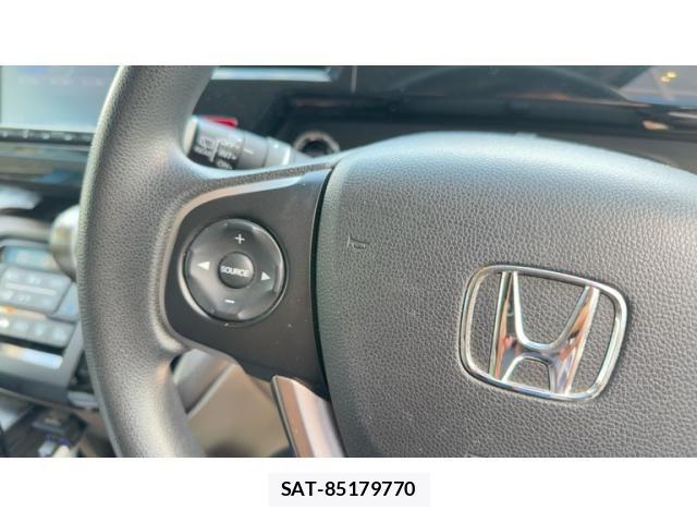 Honda e 2016-07 8563636-16