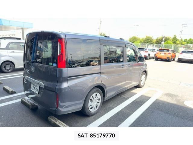Honda e 2016-07 8563636-2