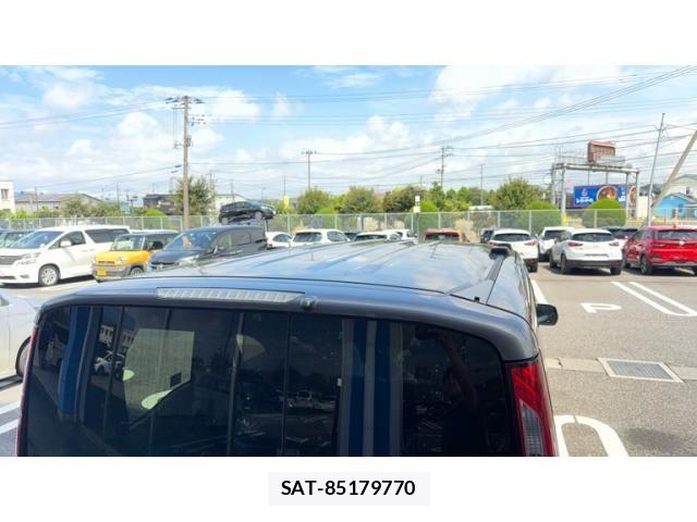 Honda e 2016-07 8563636-3