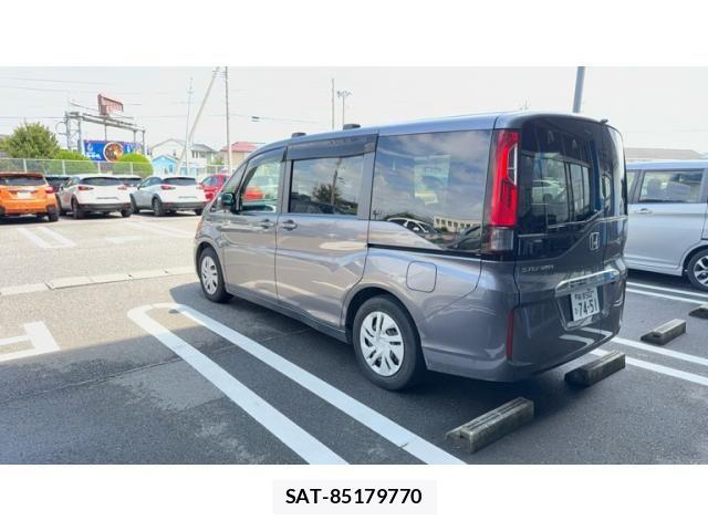 Honda e 2016-07 8563636-4