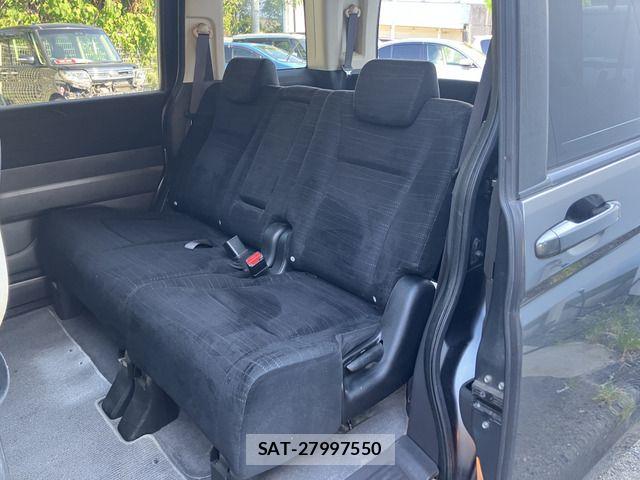 Honda e 2012-03 8629061-4