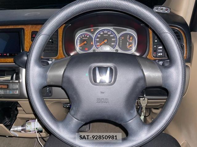 Honda e 2005-03 8629068-17