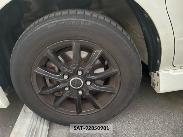 Honda e 2005-03 8629068-7