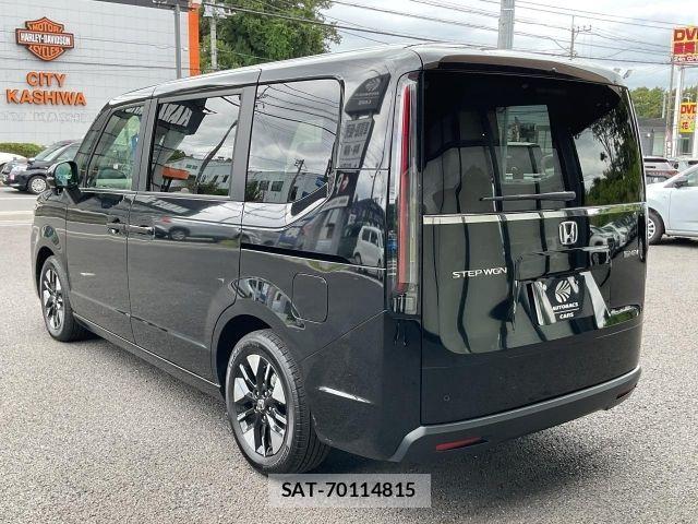 Honda e 2025-03 8666945-17