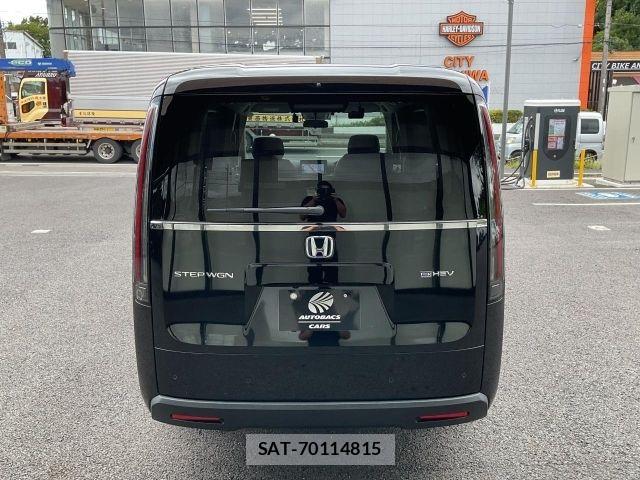 Honda e 2025-03 8666945-4