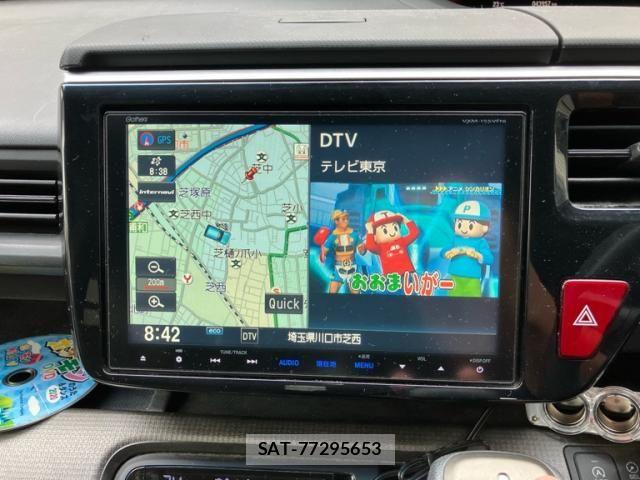 Honda e 2015-09 8661726-22
