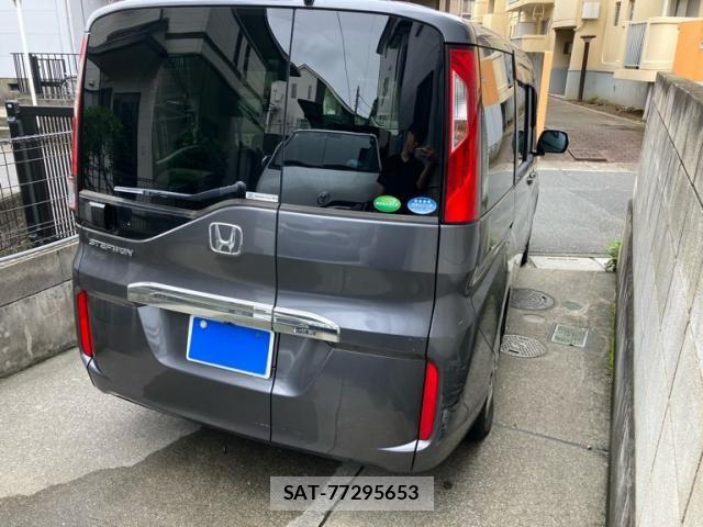 Honda e 2015-09 8661726-3
