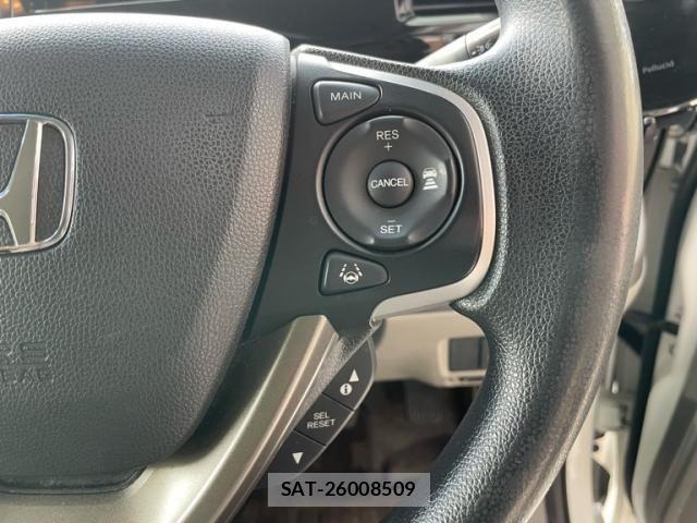Honda e 2016-03 8661727-19