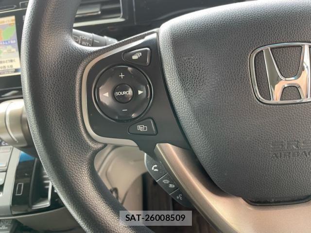 Honda e 2016-03 8661727-20