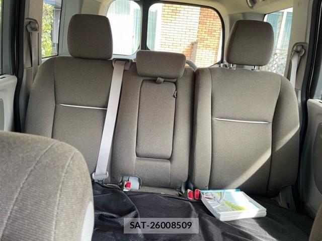 Honda e 2016-03 8661727-23